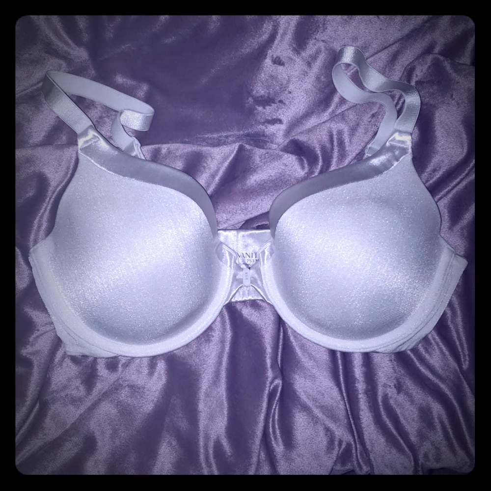 Vanity Fair Front Closure Bra